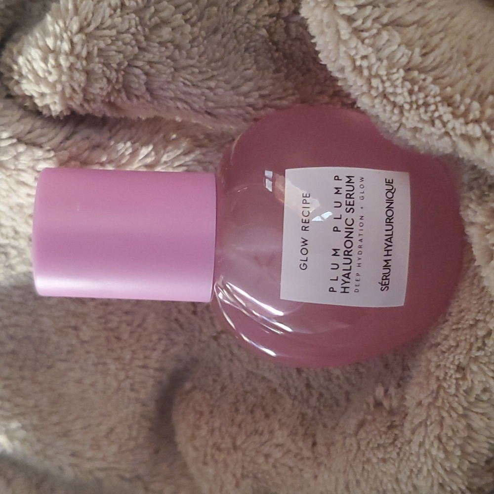 Plum Plump Hyaluronic Serum